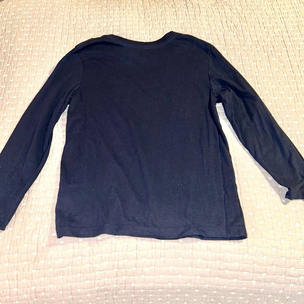 (Bundle 3 for $15) Old Navy Olive and Navy Long Sleeve Tee Set of 2 Kids L